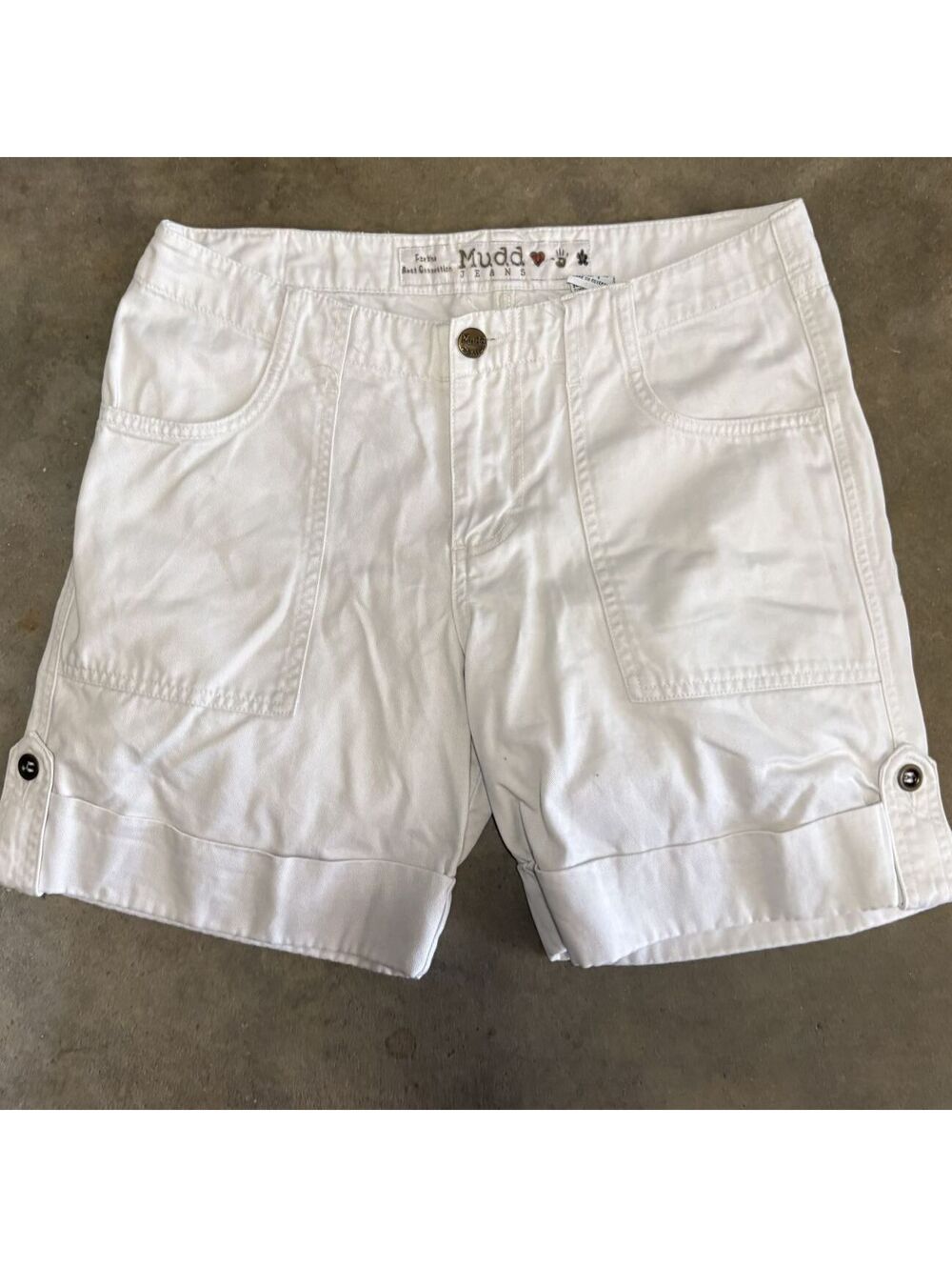 Y2K Mudd Women's Cargo Shorts Sz 5 White w/ Button Detail